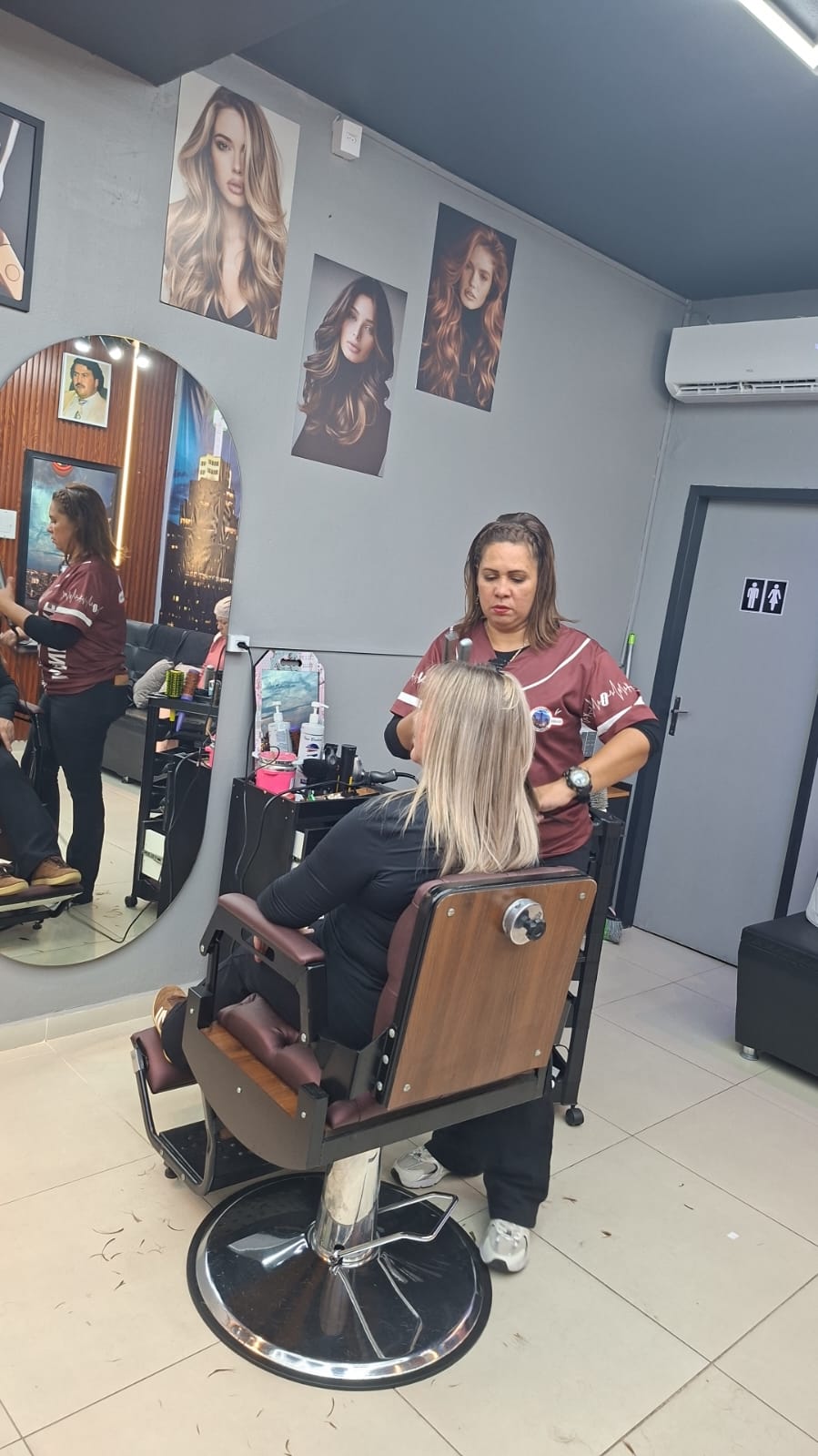 Ambiente interno do Salão Stylo Urbano no Bairro Fazenda, Itajaí